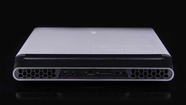 游戲本的工業(yè)設(shè)計(jì)，公司旗艦-ALIENWARE AREA-51M評(píng)測(cè)